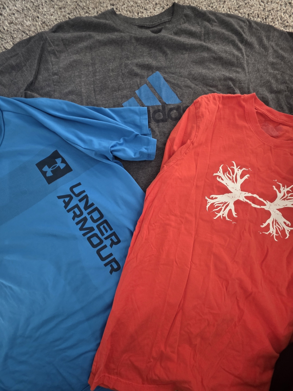 Under Armour/ Adidas Short Sleeve Shirts Bundle SET OF 3 SHIRTS  Mens MEDIUM
